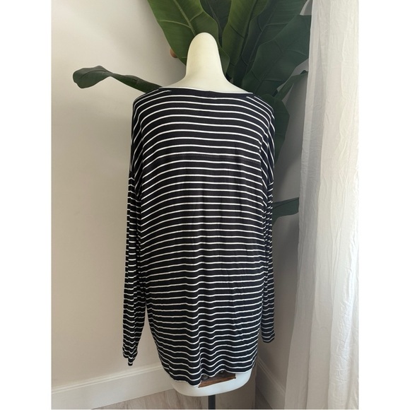 Cabi Black and White Striped Cross Walk Tee Tunic Loose Fit Size Medium - Picture 2 of 8